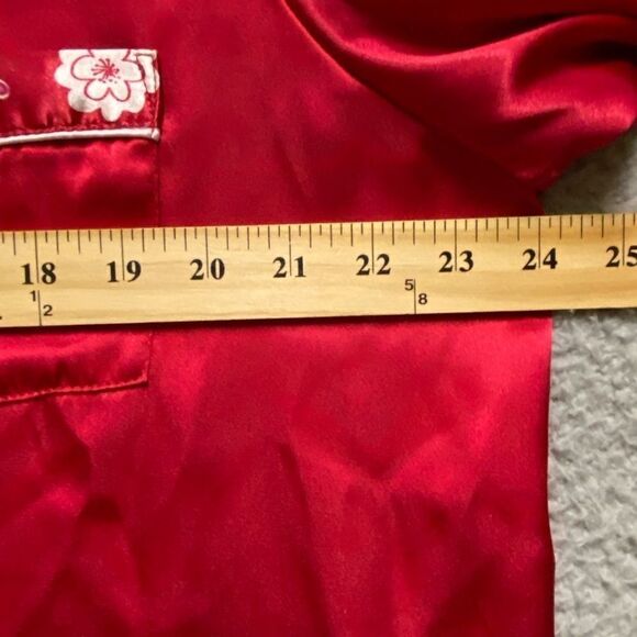 PINK Women’s Satin Pajama Top Button Up Long Sleeve Chest Pocket XL Red - Picture 7 of 12